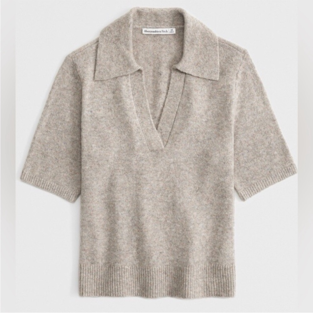 Abercrombie & Fitch Heathered Taupe V-Neck Short Sleeve Sweater